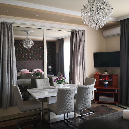 Kupola Apartman Сегед Екстериор снимка