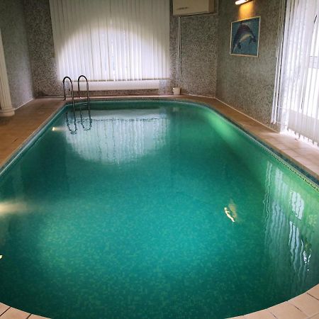 Kupola Apartman Сегед Екстериор снимка