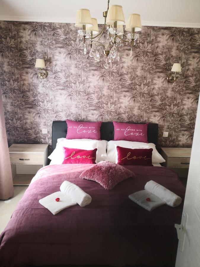 Kupola Apartman Сегед Екстериор снимка