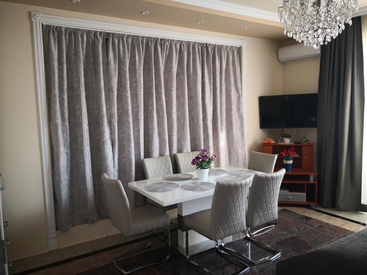 Kupola Apartman Сегед Екстериор снимка