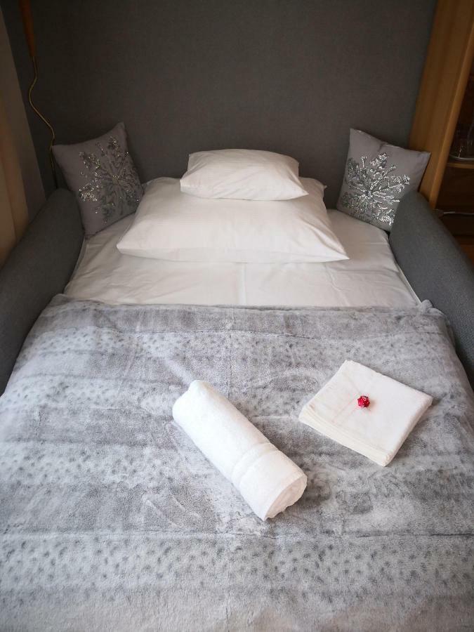 Kupola Apartman Сегед Екстериор снимка